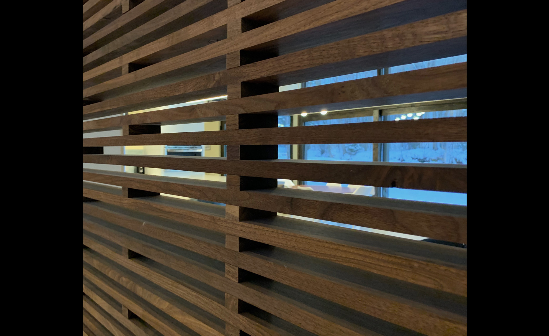 Baxter_Interior_close-up-slat-wall